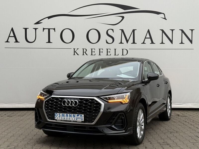 Mythosschwarz metallic Gebraucht 2021 Audi Q3 Sportback Basis SUV | 29.250 € (Fairer Preis) - Bild 1/4