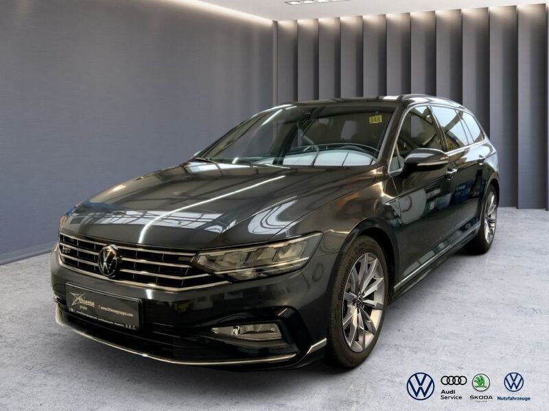 Grau / mangangrau (metallic) Gebraucht 2024 VW Passat Business Kombi | 29.900 € (Guter Preis) - Bild 1/4