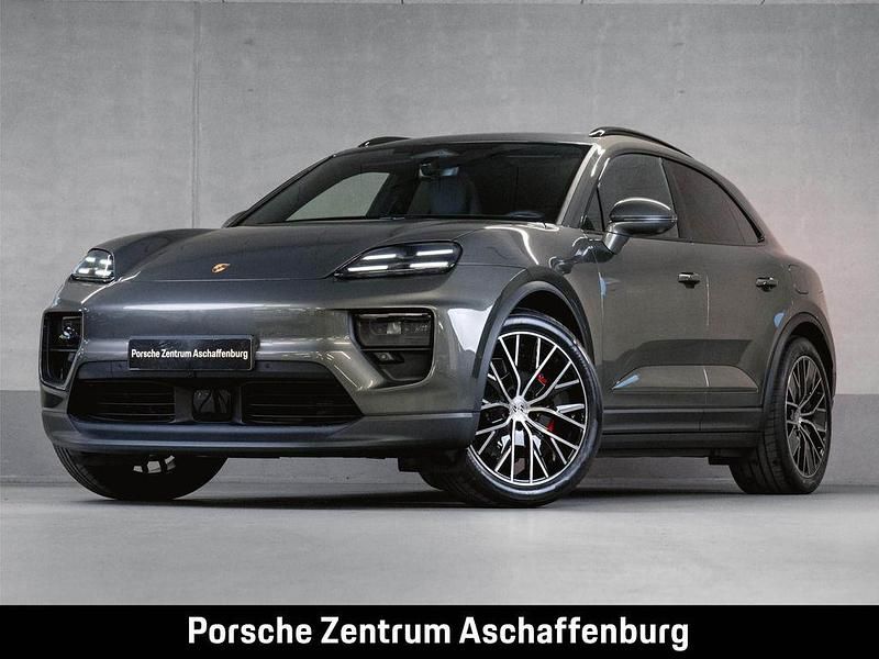 Aventuringrünmetallic Neu 2025 Porsche Macan Sport SUV | 107.390 € (Fairer Preis) - Bild 1/4