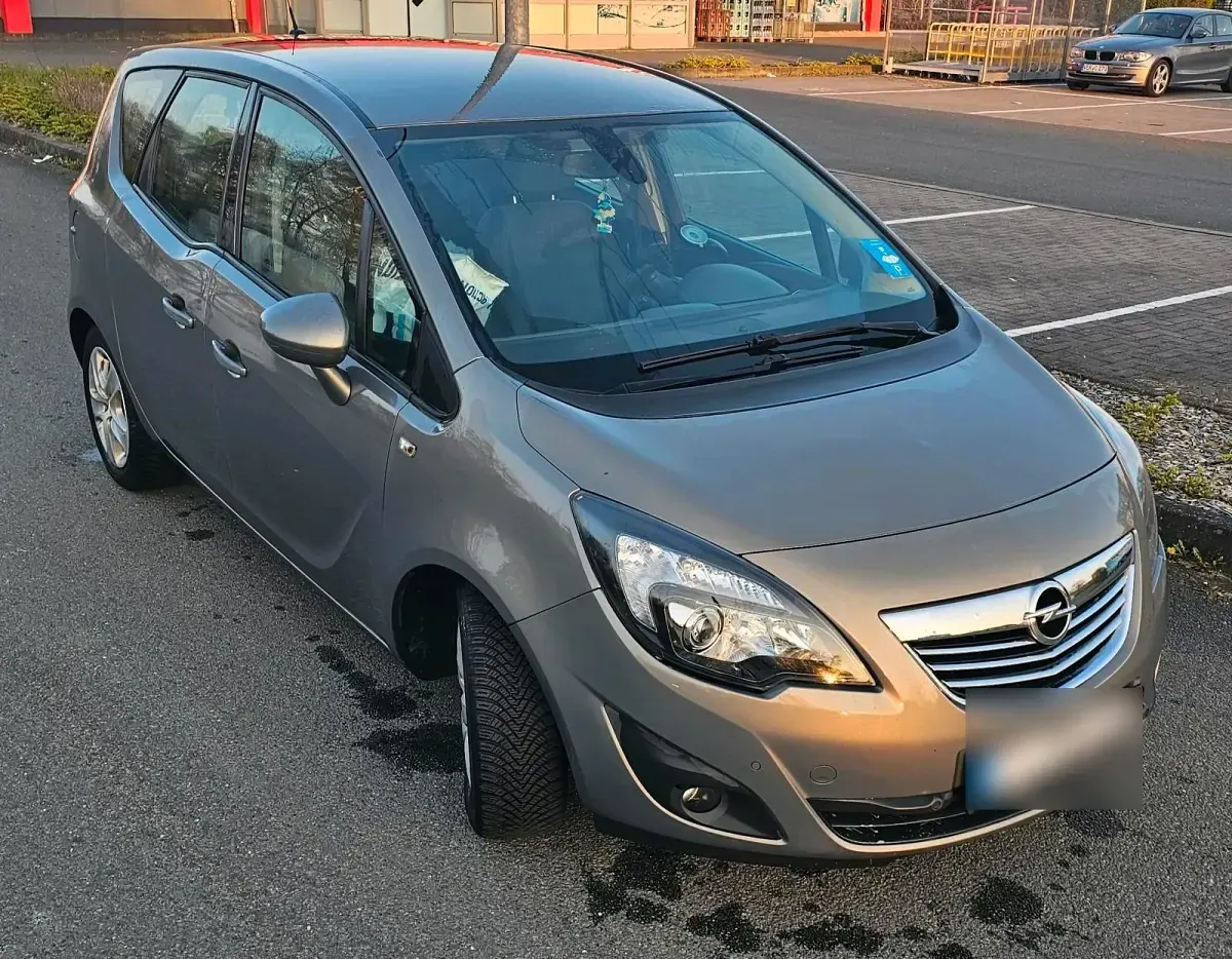 Usata Opel Meriva 131 CV (96 kW) 2012 Marrone Monovolume