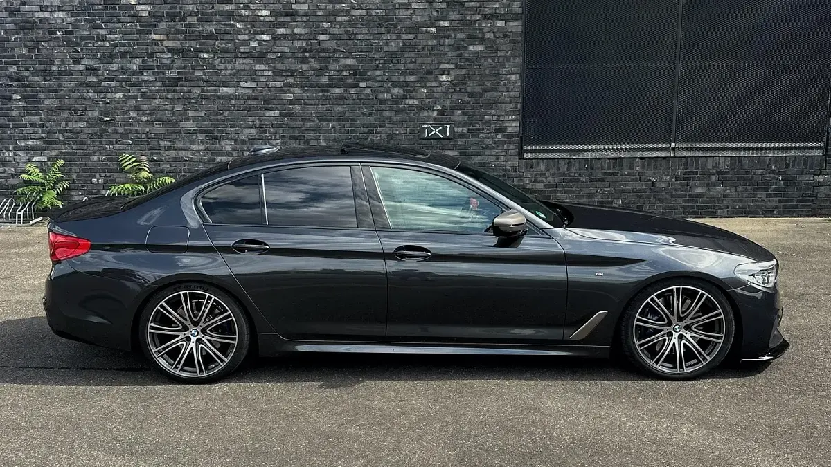 Gebraucht BMW M550 Performance 462 PS (339 kW) 2017 Grau Limousine