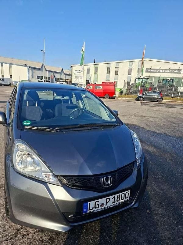 Gebraucht Honda Jazz Elegance 99 PS (72 kW) 2014 Grau Kleinwagen