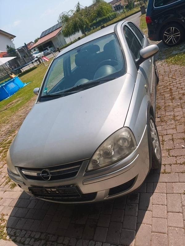 Silber Gebraucht 2004 Opel Corsa Limousine | 500 € (Superpreis) - Bild 1/4