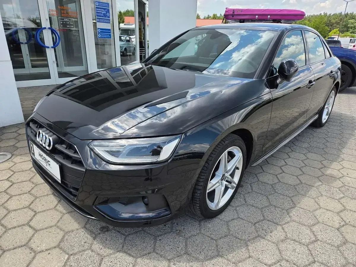 Gebraucht Audi A4 Sport 204 PS (150 kW) 2023 Schwarz Limousine