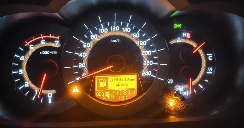 Gebraucht Toyota RAV4 177 PS (130 kW) 2010 Braun SUV