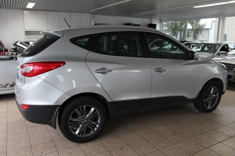 Gebraucht Hyundai ix35 Style 166 PS (122 kW) 2015 Silber SUV