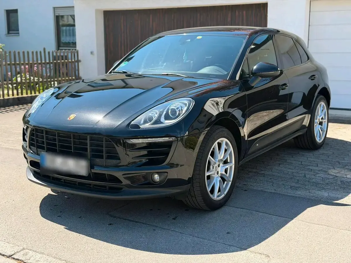 Gebraucht Porsche Macan 258 PS (189 kW) 2018 Schwarz SUV