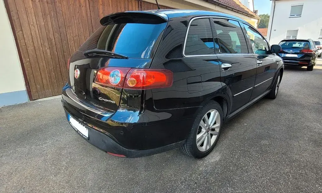 Gebraucht Fiat Croma Dynamic 150 PS (110 kW) 2008 Schwarz Kombi