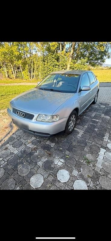 Silber Gebraucht 2001 Audi A3 Kleinwagen | 980 € (Superpreis) - Bild 1/4