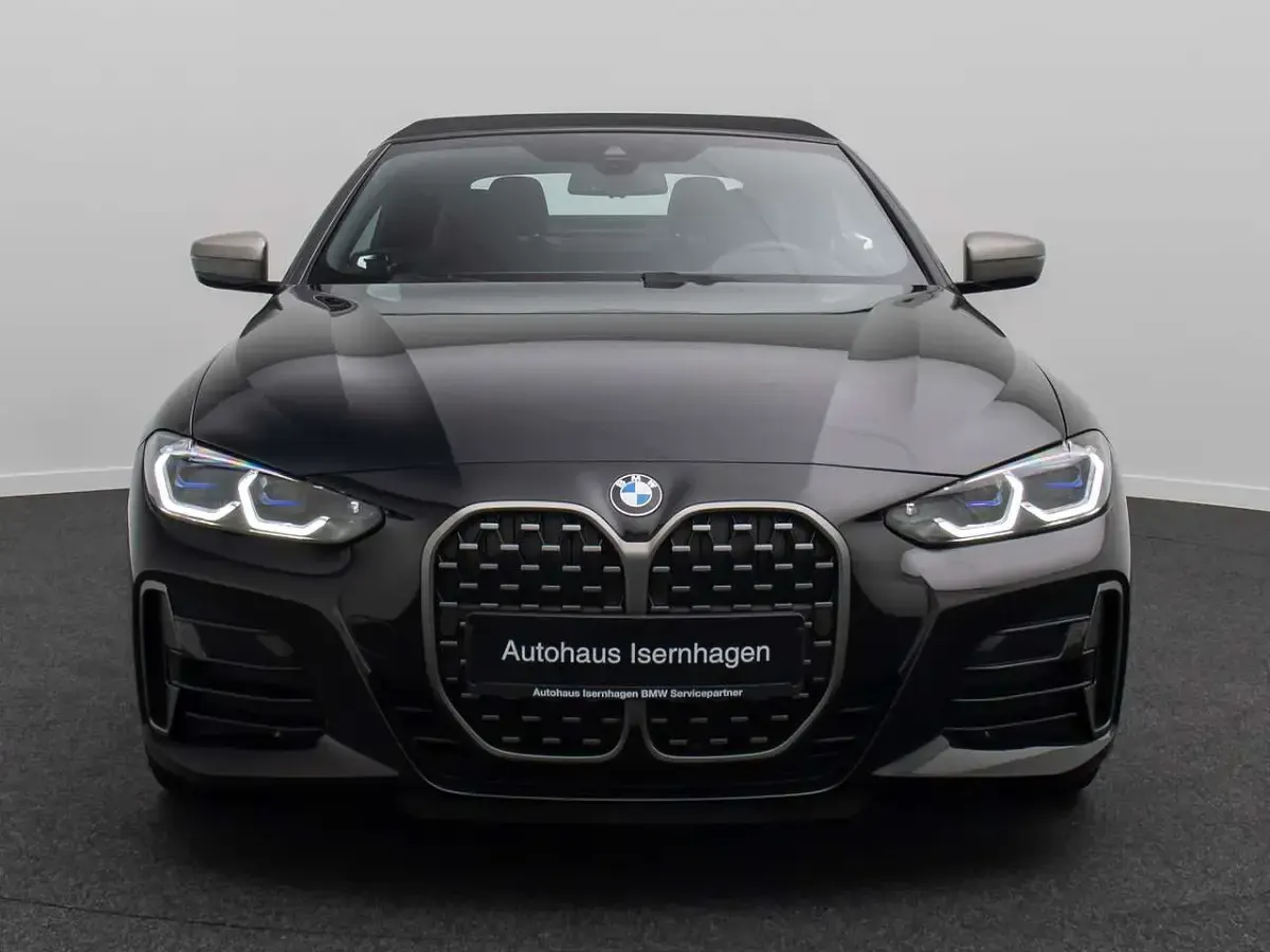 Gebraucht BMW 440 374 PS (275 kW) 2022 Saphirschwarz  475 Cabrio