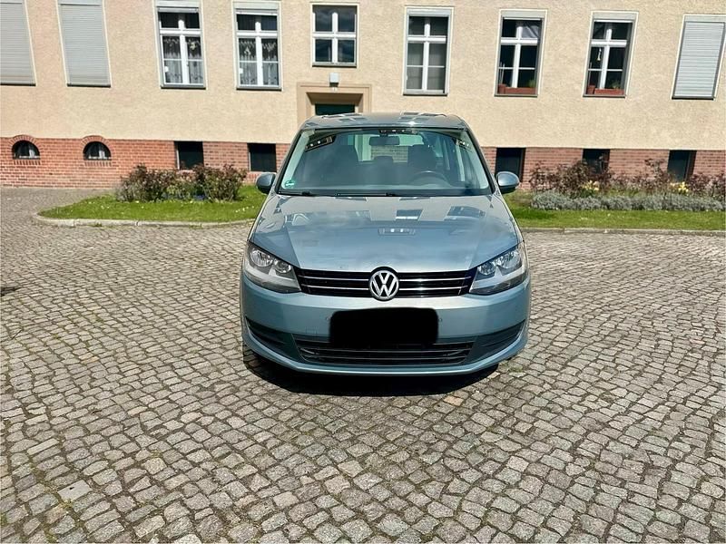 Gebraucht VW Sharan 140 PS (102 kW) 2011 Grau Van / Kleinbus