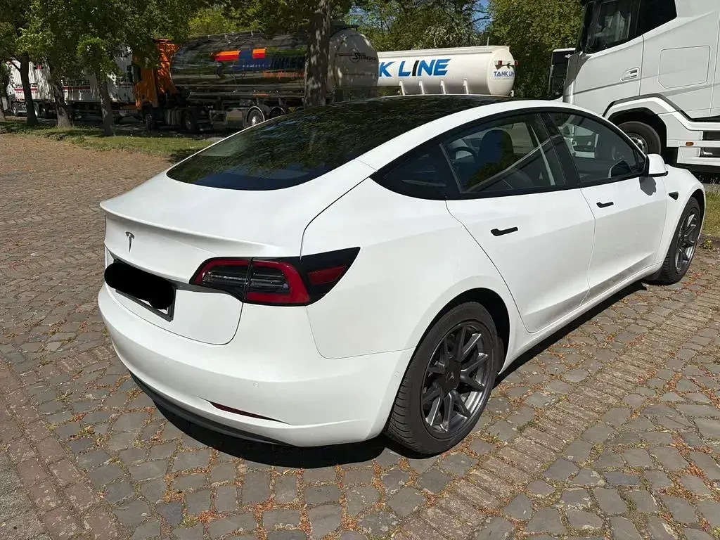 Gebraucht Tesla Model 3 RWD 239 kW (325 PS) 2021 Weiß Limousine