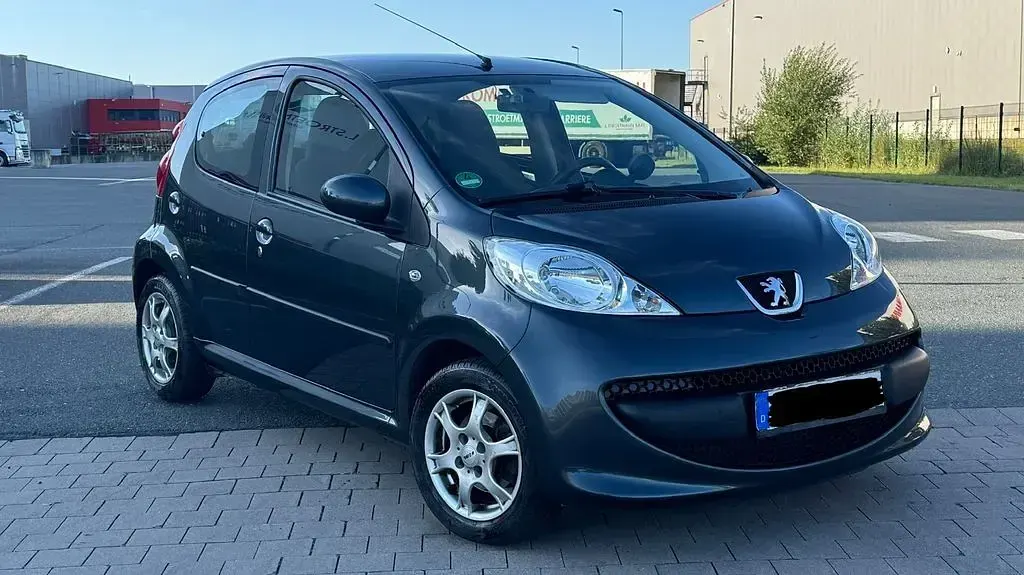 Gebraucht Peugeot 107 Filou 68 PS (50 kW) 2008 Grau Kleinwagen