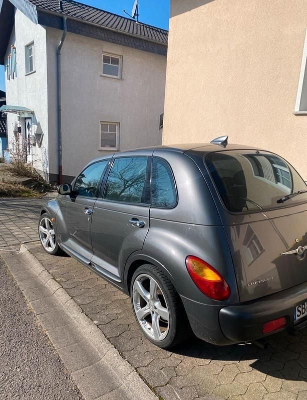 Gebraucht Chrysler 300C 121 PS (88 kW) 2004 Grau Kleinwagen