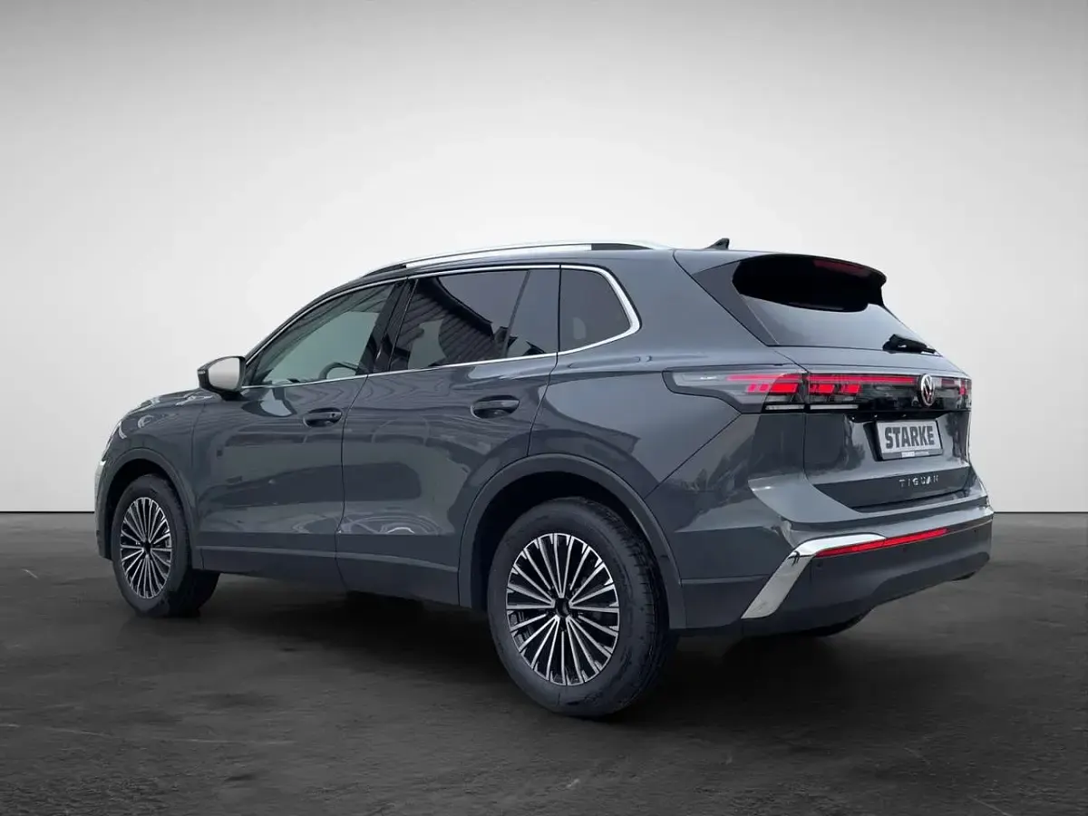 Neu VW Tiguan Elegance 150 PS (110 kW) 2026 Grau (delfingrau metallic) SUV