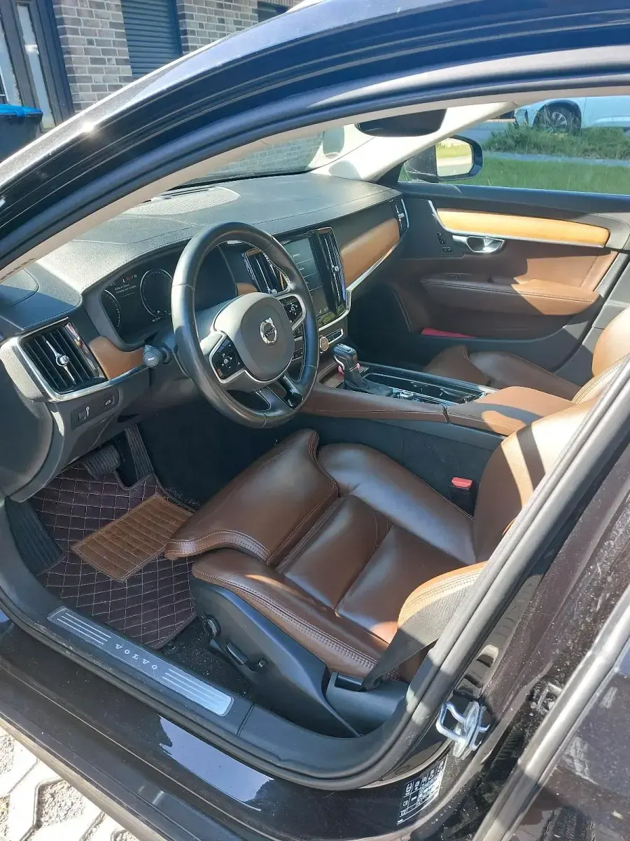 Gebraucht Volvo V90 235 PS (172 kW) 2019 Schwarz Kombi