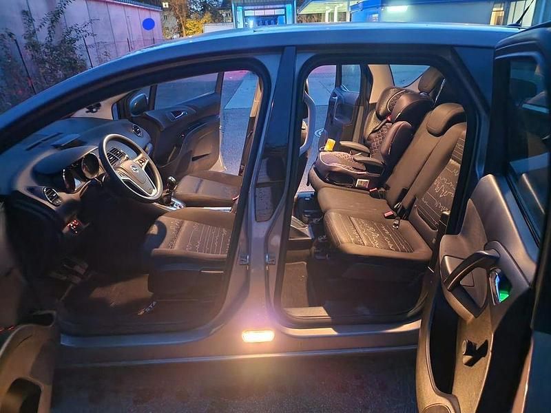 Gebraucht Opel Meriva 120 PS (88 kW) 2011 Grau Van / Kleinbus