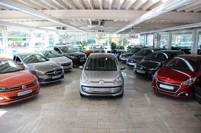 Grau Gebraucht 2013 VW up! move up! Kleinwagen | 4.890 € (Fairer Preis) - Bild 1/4