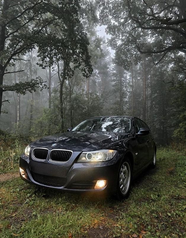 Gebraucht BMW 320 170 PS (125 kW) 2008 Blau Kombi