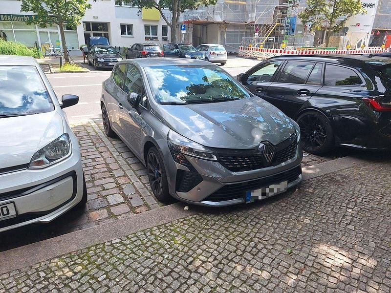 Grau Gebraucht 2024 Renault Clio V Esprit Alpine Kleinwagen | 21.999 € (Fairer Preis) - Bild 1/4