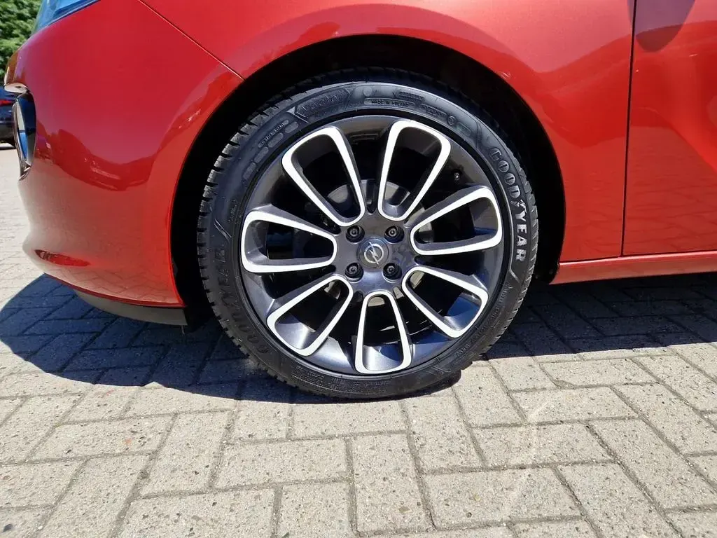 Gebraucht Opel Adam Unlimited 87 PS (63 kW) 2019 Rot Kleinwagen