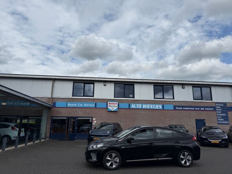 Schwarz Gebraucht 2018 Hyundai Ioniq Comfort Kleinwagen | 10.450 € (Fairer Preis) - Bild 1/4