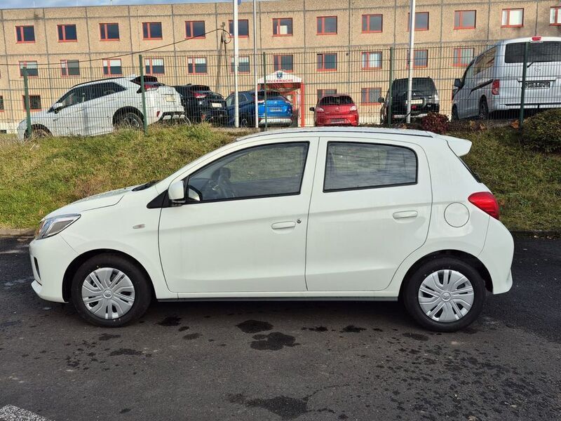 Neu Mitsubishi Space Star Select 71 PS (52 kW) 2025 Weiß Limousine