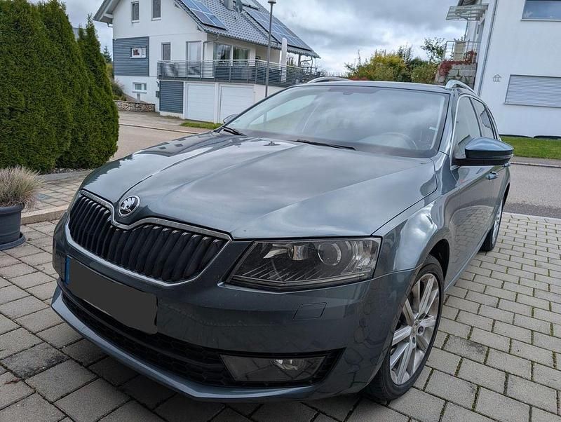 Gebraucht Skoda Octavia Style 150 PS (110 kW) 2015 Grau Kombi