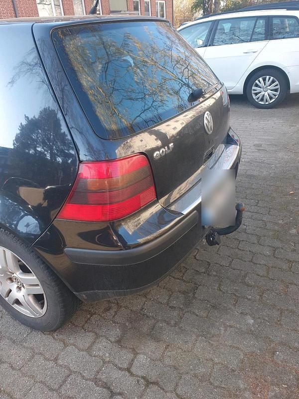 Gebraucht VW Golf IV 75 PS (55 kW) 2003 Schwarz Kleinwagen