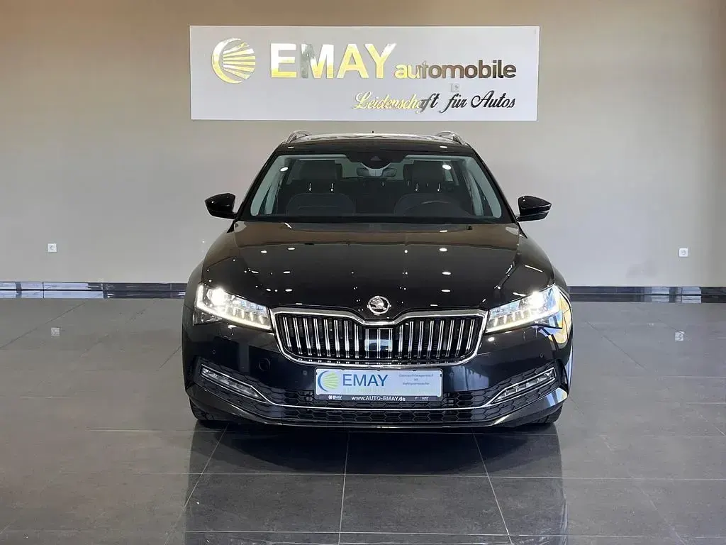 Gebraucht Skoda Superb Style 150 PS (110 kW) 2023 Schwarz Limousine