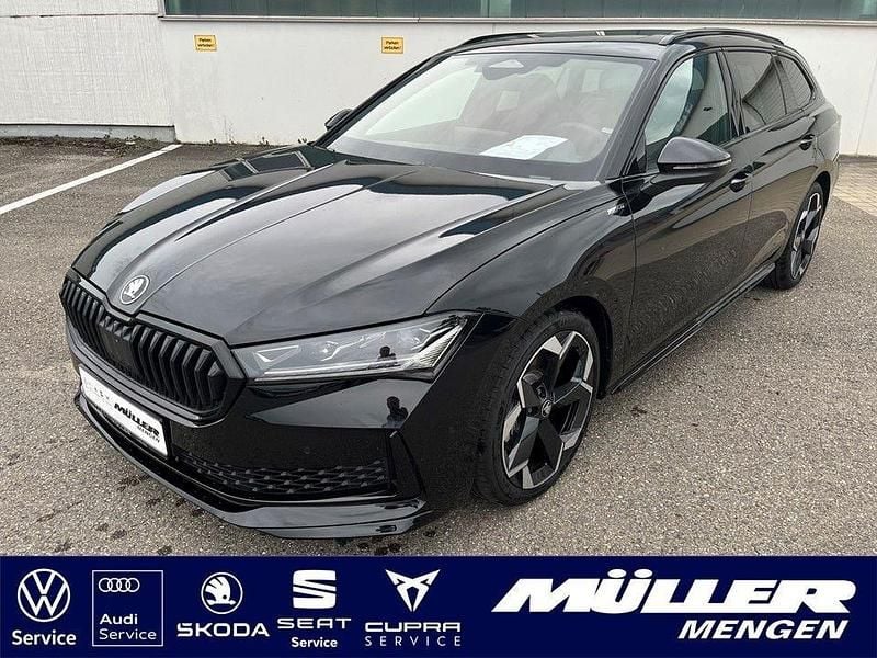 Schwarz Neu 2025 Skoda Superb SportLine Kombi | 55.990 € (Teuer) - Bild 1/4