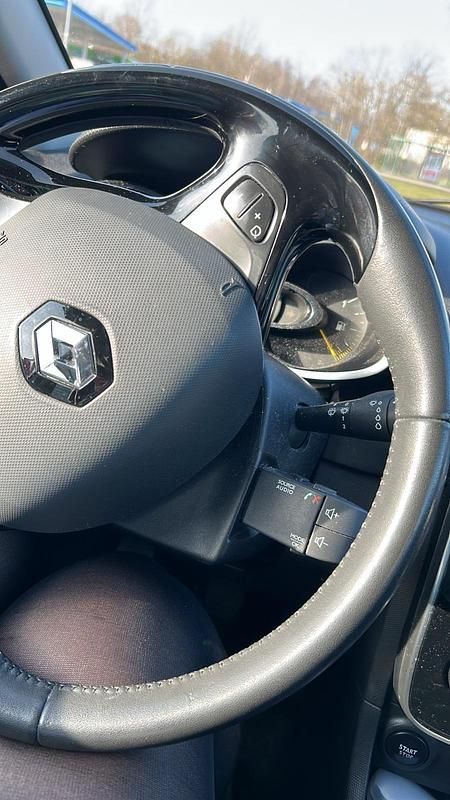 Gebraucht Renault Clio GrandTour 75 PS (55 kW) 2015 Weiß Kombi