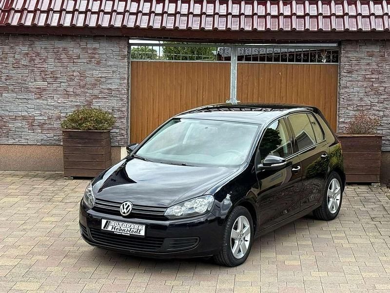 Schwarz Gebraucht 2012 VW Golf VII Comfortline Kleinwagen | 9.900 € (Fairer Preis) - Bild 1/4