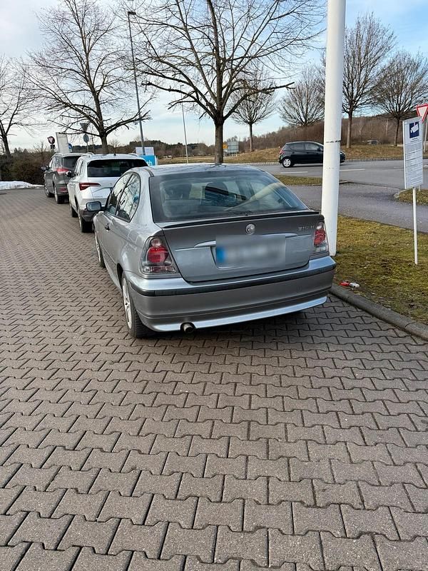 Gebraucht BMW 316 115 PS (84 kW) 2004 Silber Limousine