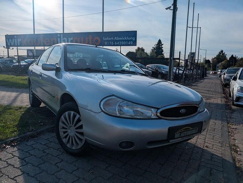 Gebraucht Ford Mondeo Style 95 PS (69 kW) 1999 Grau Limousine