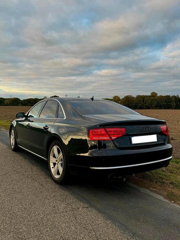 Gebraucht Audi A8 351 PS (258 kW) 2011 Schwarz Limousine