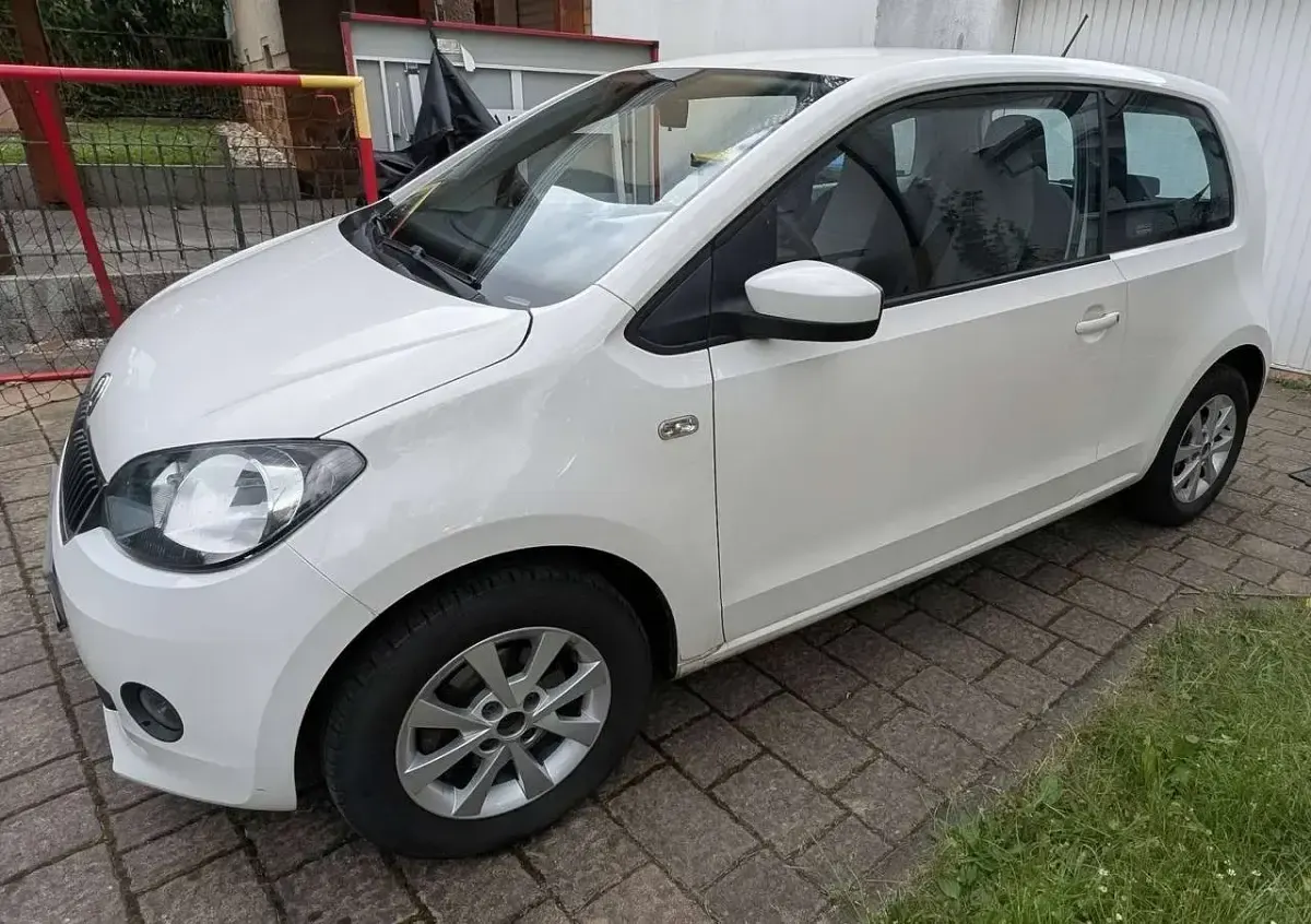 Gebraucht Skoda Citigo Ambition 60 PS (44 kW) 2013 Weiß Kleinwagen