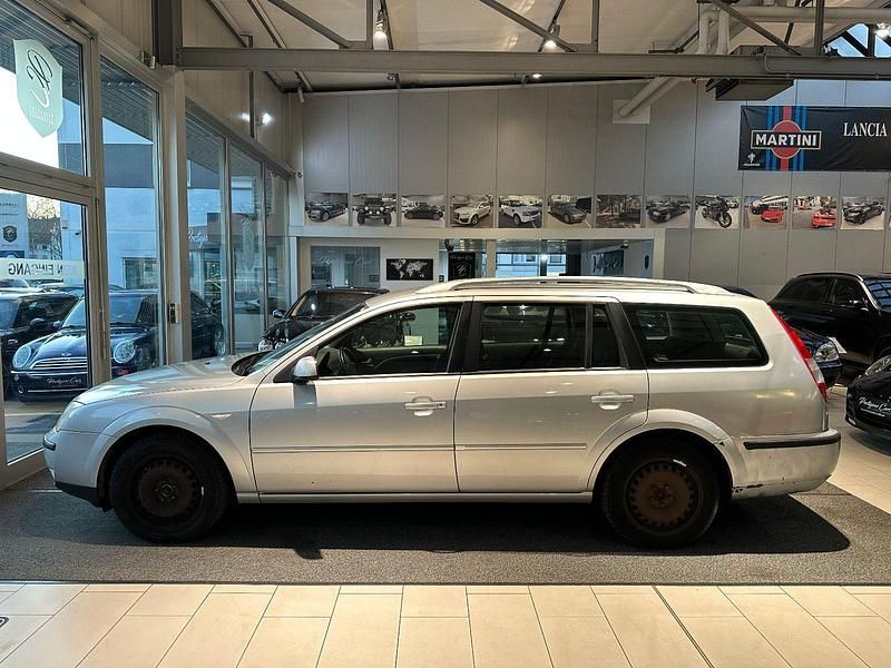 Gebraucht Ford Mondeo Ambiente 145 PS (106 kW) 2003 Silber Kombi