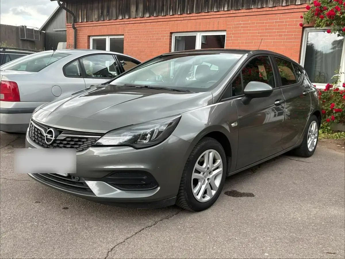 Gebraucht Opel Astra 122 PS (89 kW) 2019 Grau Limousine