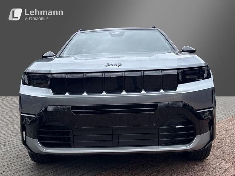 Neu Jeep Compass 145 PS (106 kW) 2026 Vulcano black SUV