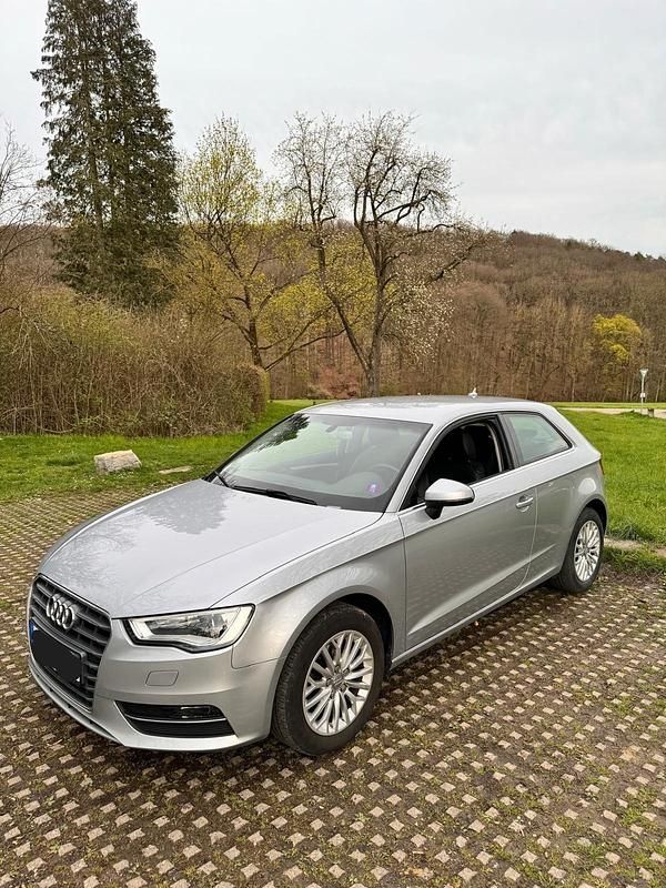 Second-hand Audi A3 115 CP (84 kW) 2016 Gri Berlinǎ