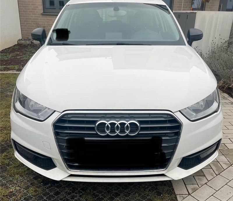 Gebraucht Audi A1 90 PS (66 kW) 2015 Weiß Kleinwagen