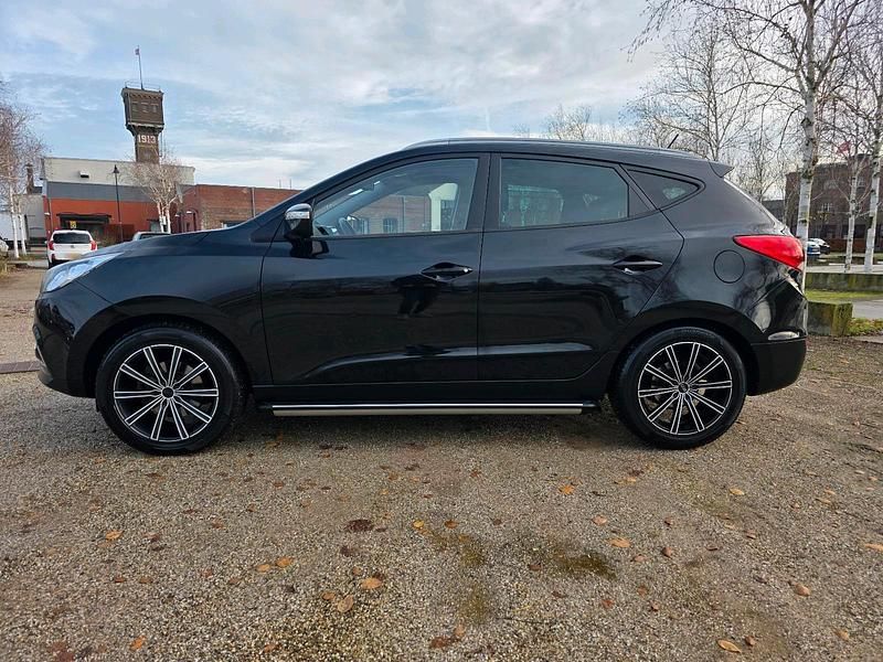 Gebraucht Hyundai ix35 163 PS (119 kW) 2011 Schwarz SUV