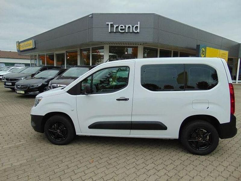 Weiß Gebraucht 2023 Opel Combo Life Limousine | 21.950 € (Etwas zu teuer) - Bild 1/4
