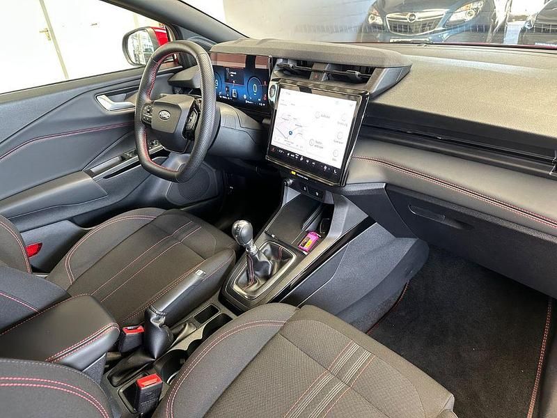Gebraucht Ford Puma ST-Line 125 PS (91 kW) 2024 Rot SUV