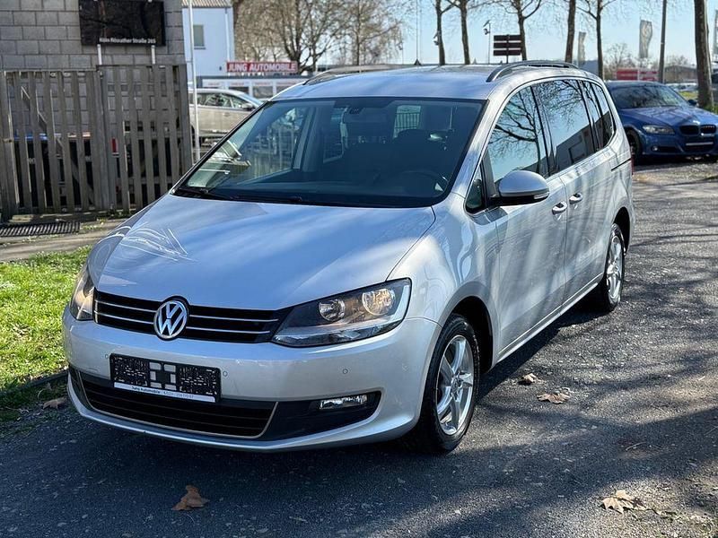 Gebraucht VW Sharan Comfortline 140 PS (102 kW) 2014 Silber Van / Kleinbus