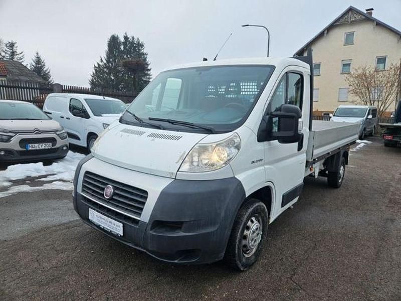 Gebraucht Fiat Ducato 101 PS (74 kW) 2011 Weiss Van