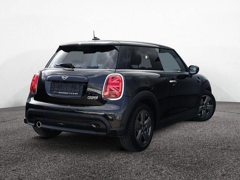 Gebraucht Mini Cooper Classic 136 PS (100 kW) 2023 Grau Kleinwagen