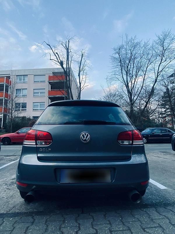 Gebraucht VW Golf VI 102 PS (75 kW) 2009 Grau Kleinwagen