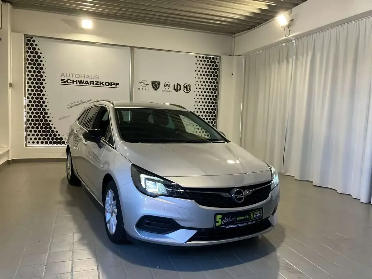 Gebraucht Opel Astra Elegance 145 PS (106 kW) 2021 Silber Kombi